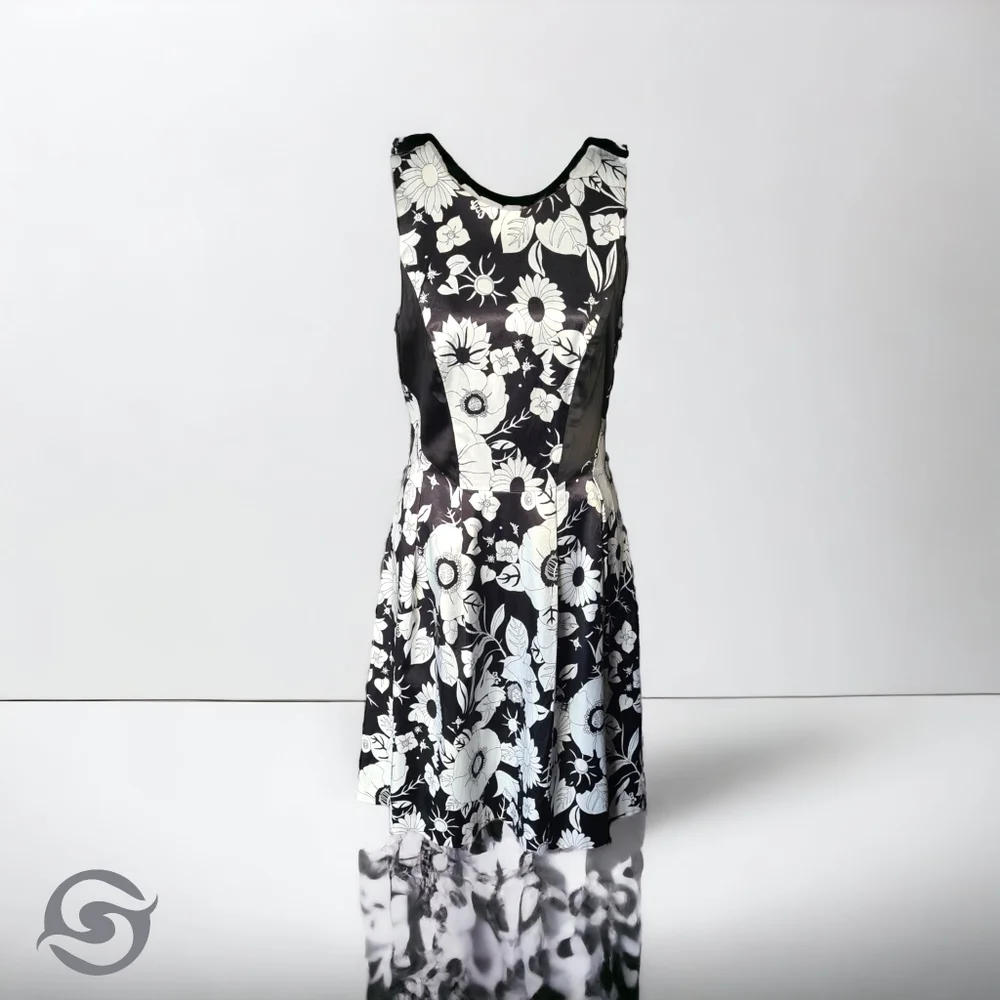 Veronika Maine 8 Black White Floral Fit & Flare Dress - Picture 1 of 10
